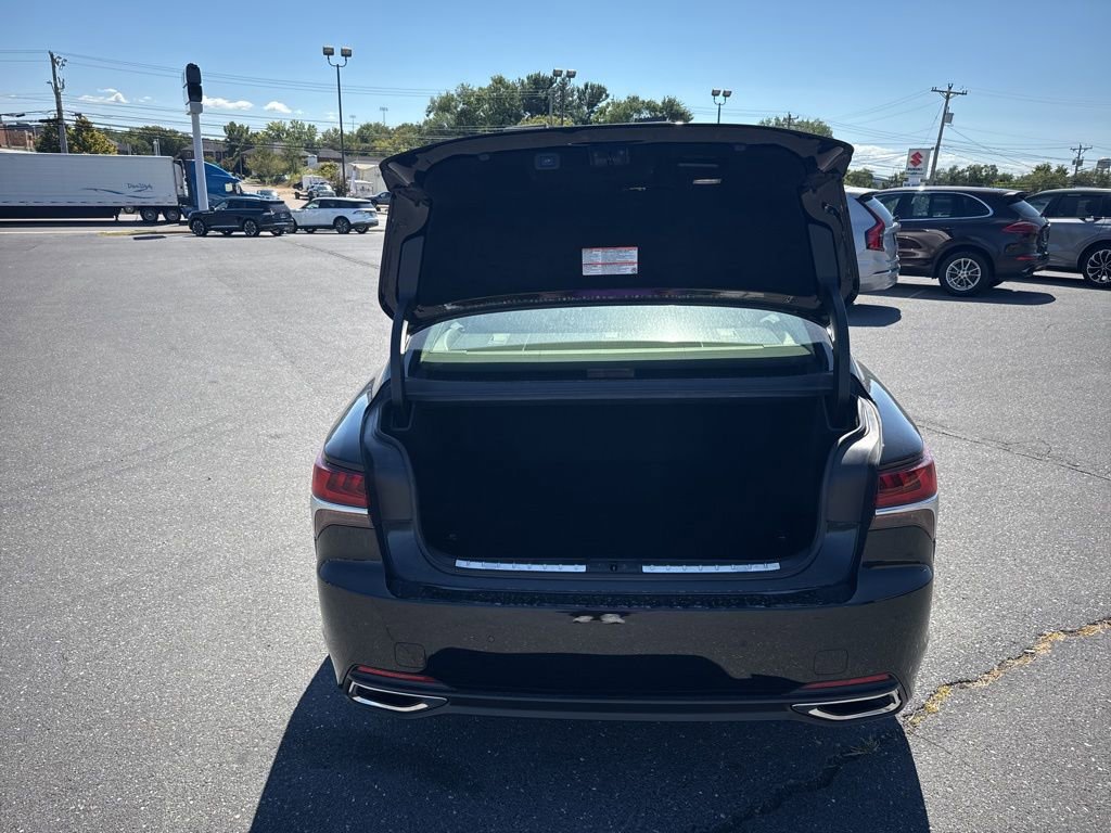 Used 2019 Lexus LS 500 AWD image 17