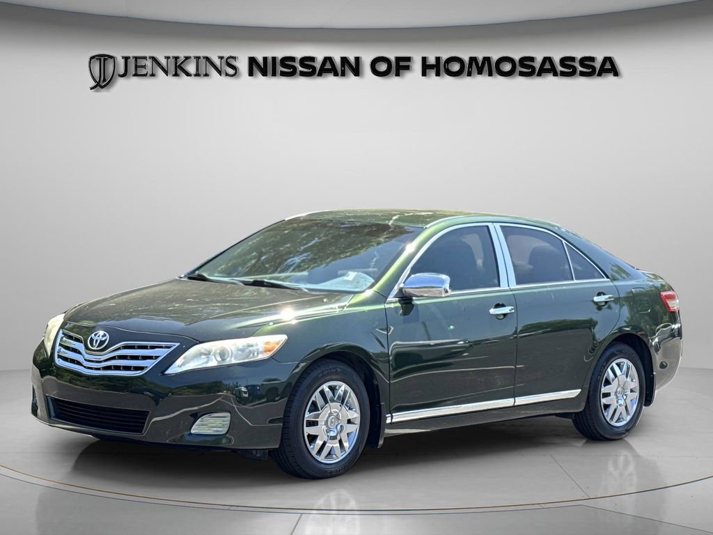 Used 2010 Toyota Camry LE image 11