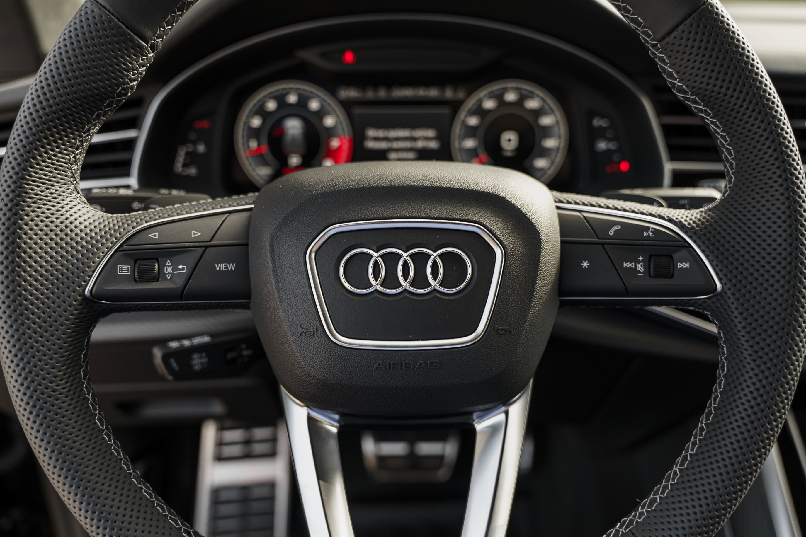 New 2026 Audi SQ8 Prestige image 17