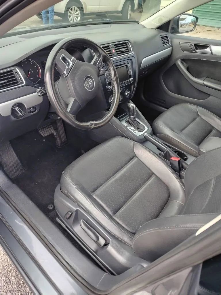 Used 2014 Volkswagen Jetta SE image 5