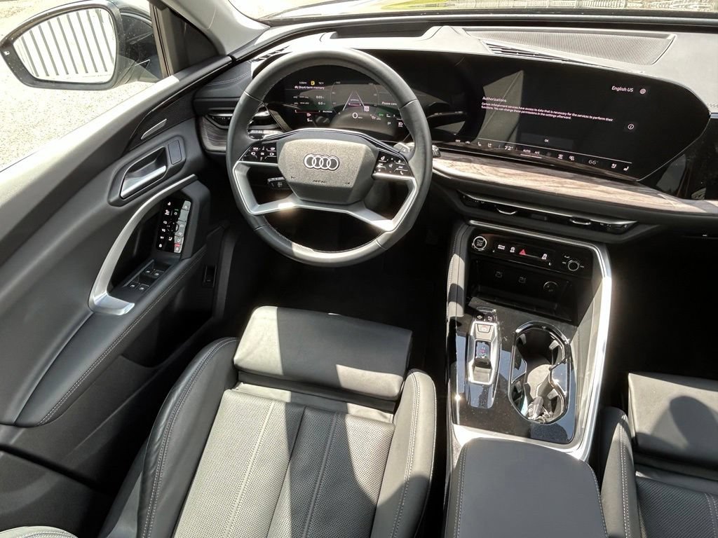 Used 2025 Audi Q5 Premium Plus AWD/4WD image 9