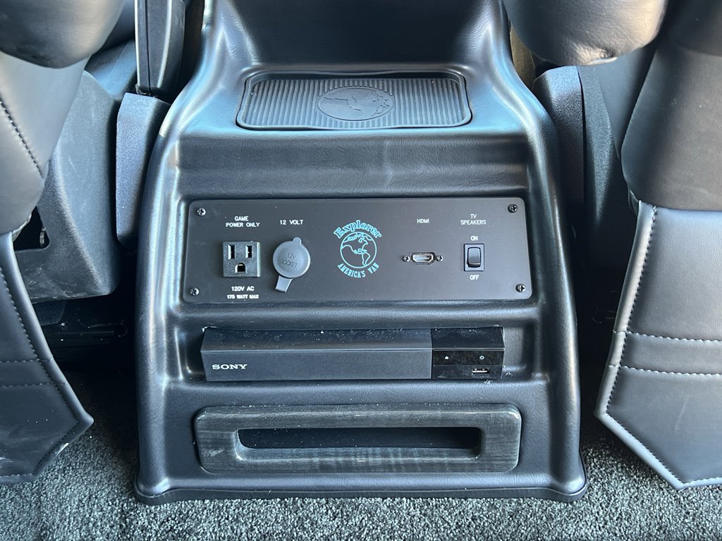 New 2026 Ford Transit 250 148 Medium Roof Extended AWD image 34