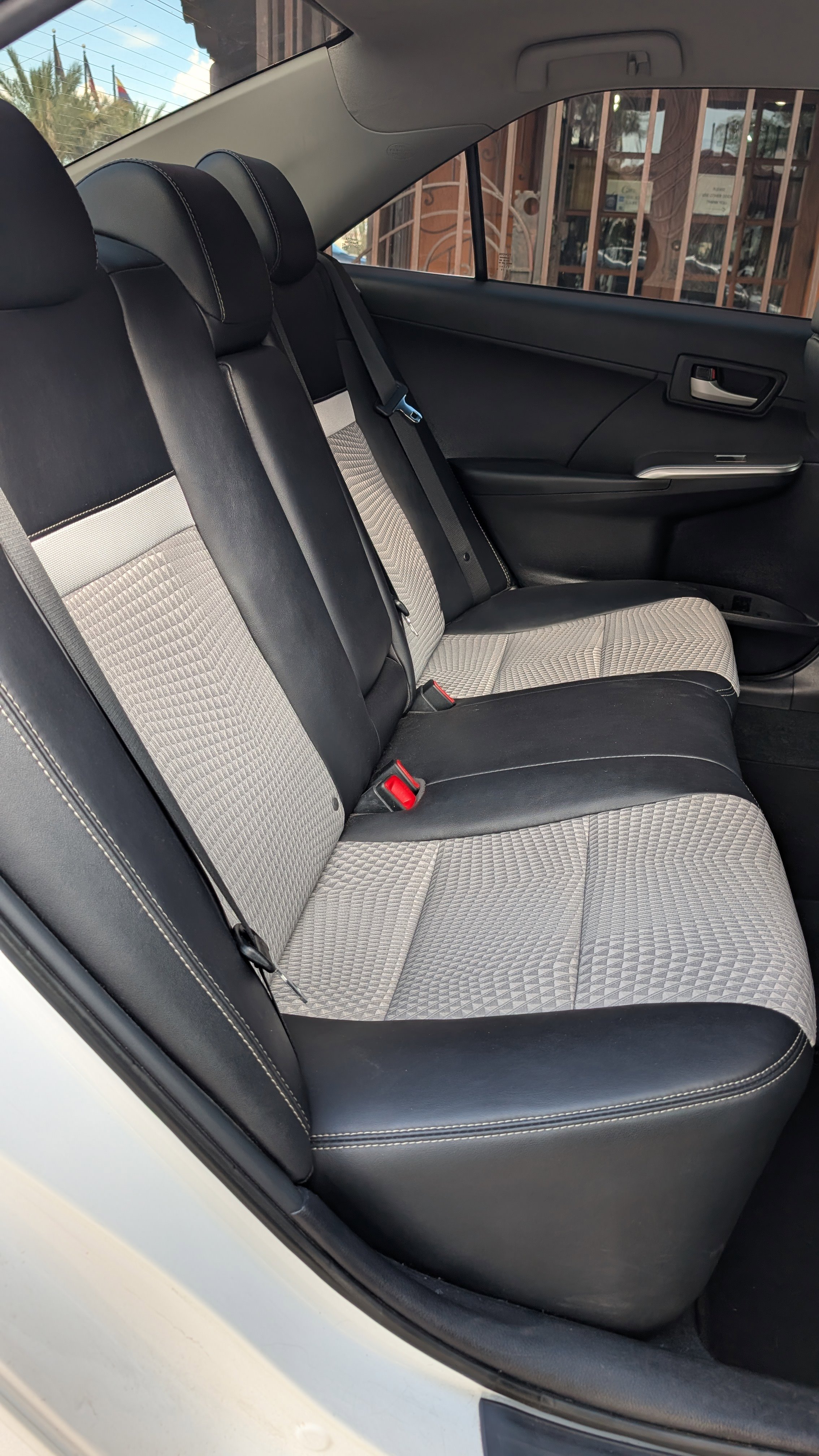 Used 2012 Toyota Camry SE image 15