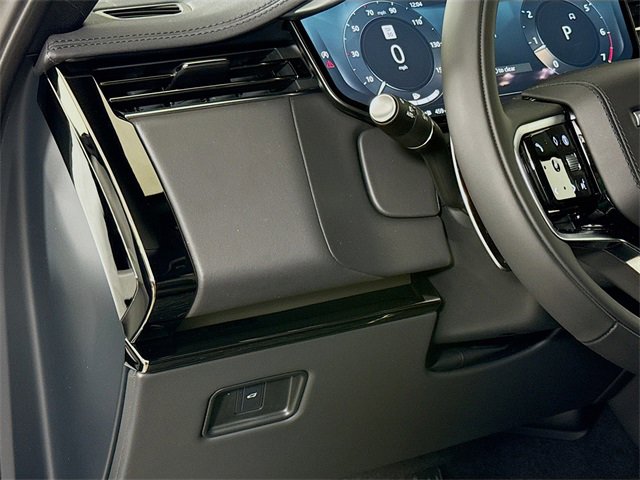 New 2026 Land Rover Range Rover Sport SE image 10