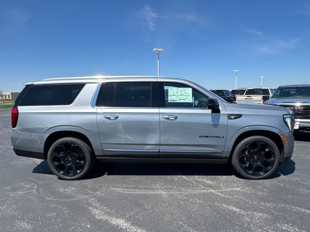 New 2026 GMC Yukon XL Denali Ultimate AWD/4WD image 5