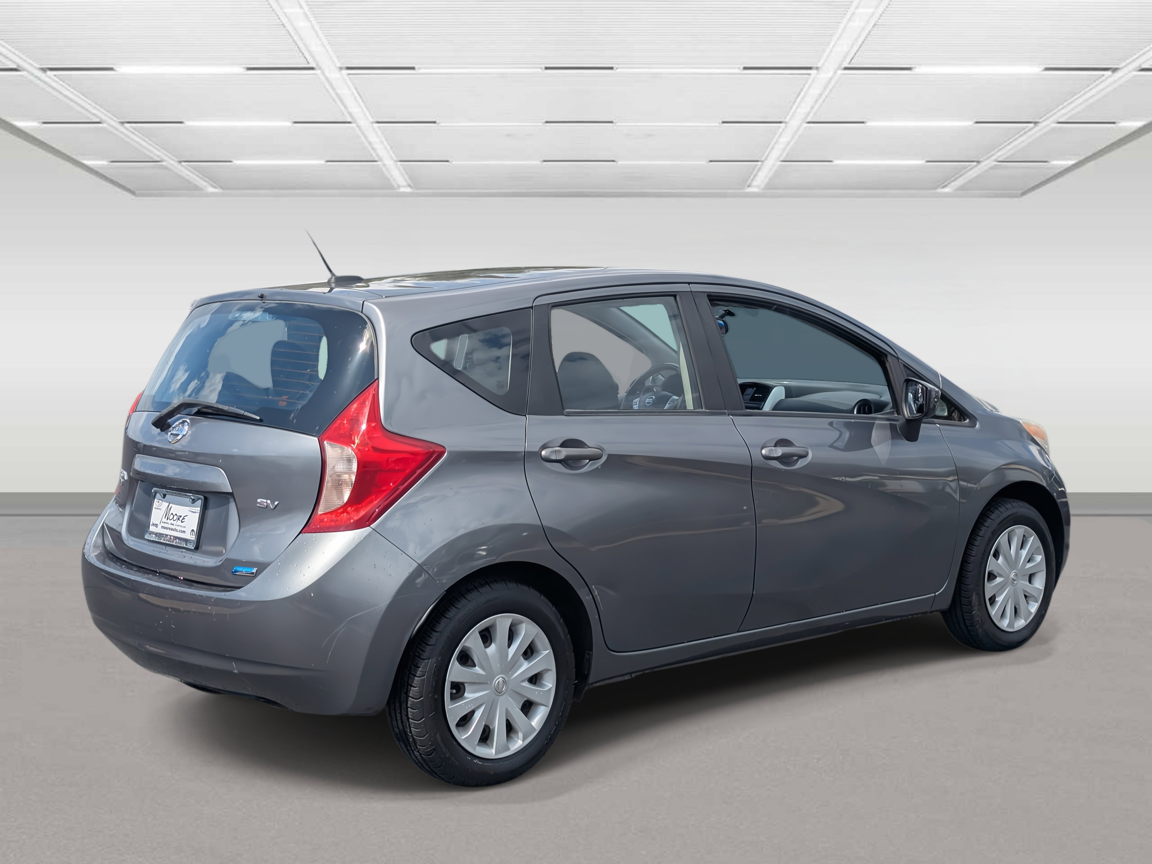 Used 2016 Nissan Versa Note SV image 5