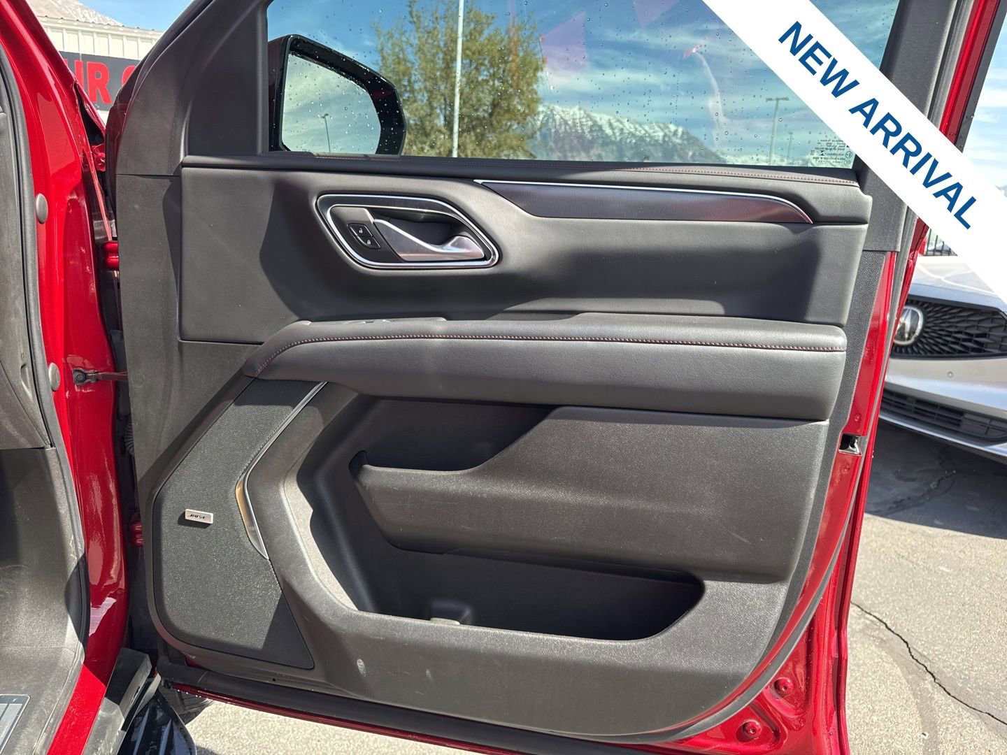 Used 2022 Chevrolet Tahoe RST w/ Luxury Package image 10