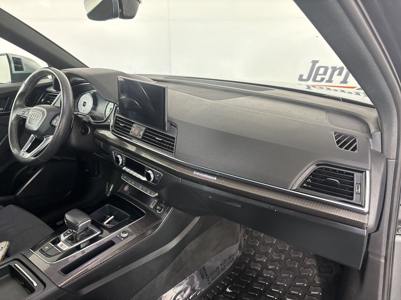 Used 2022 Audi SQ5 Premium w/ Convenience Package AWD/4WD image 32