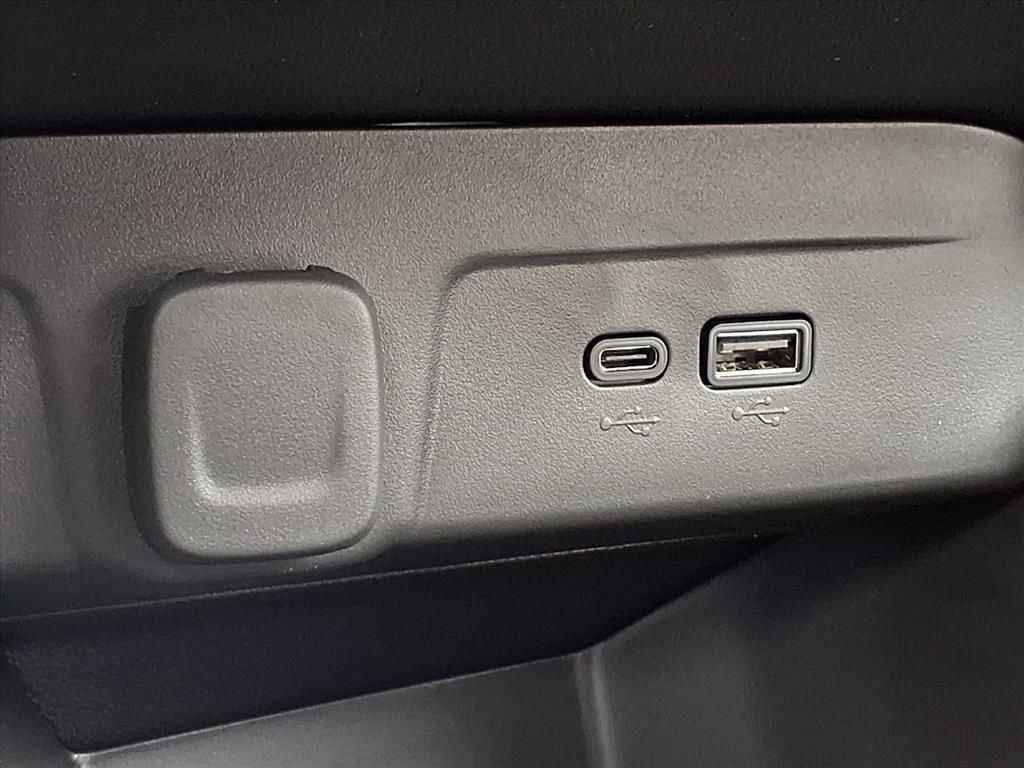 New 2026 Chevrolet Trax LS w/ LS Convenience Package image 21