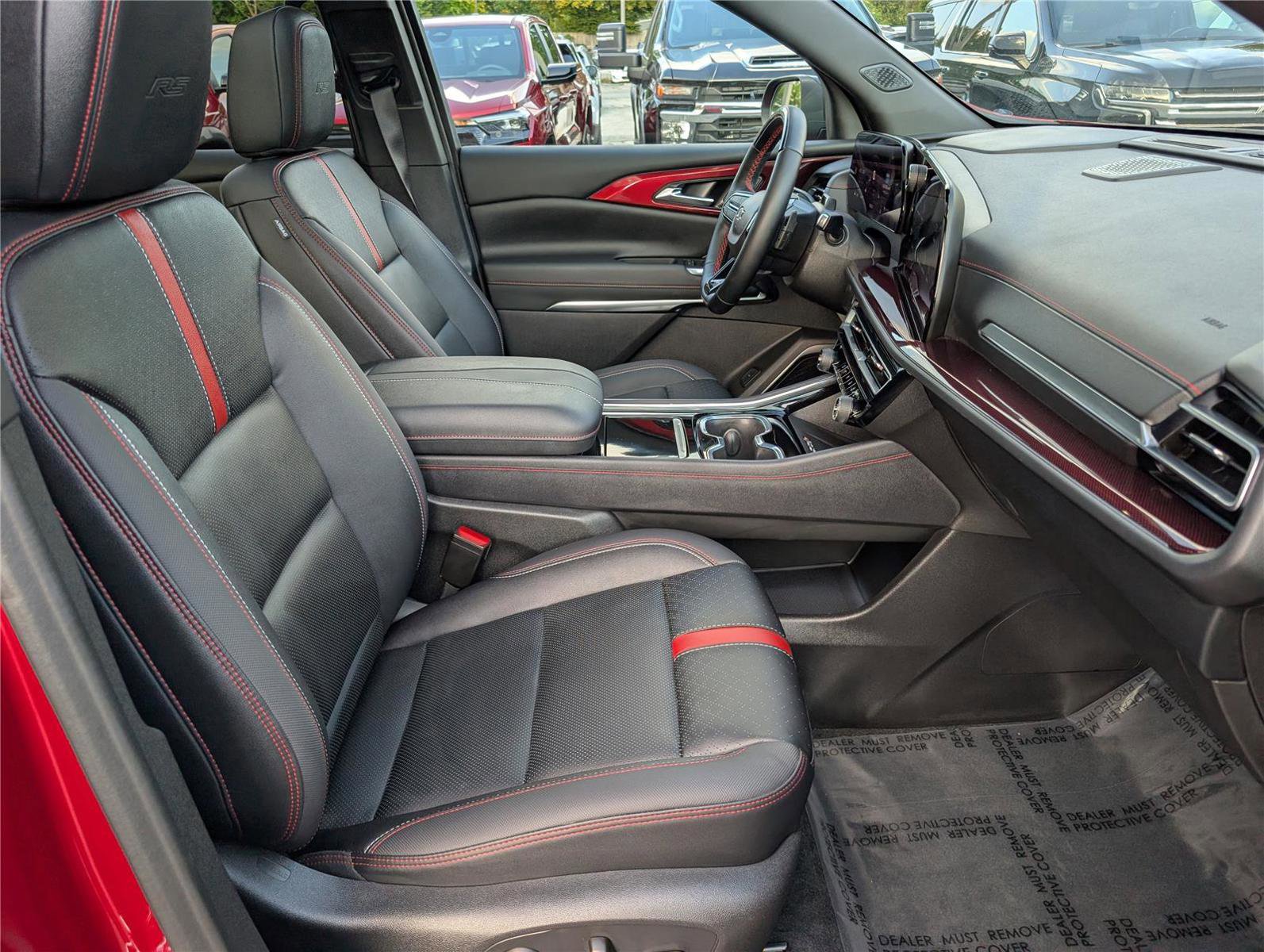 Used 2024 Chevrolet Traverse RS w/ LPO, Floor Liner Package image 12