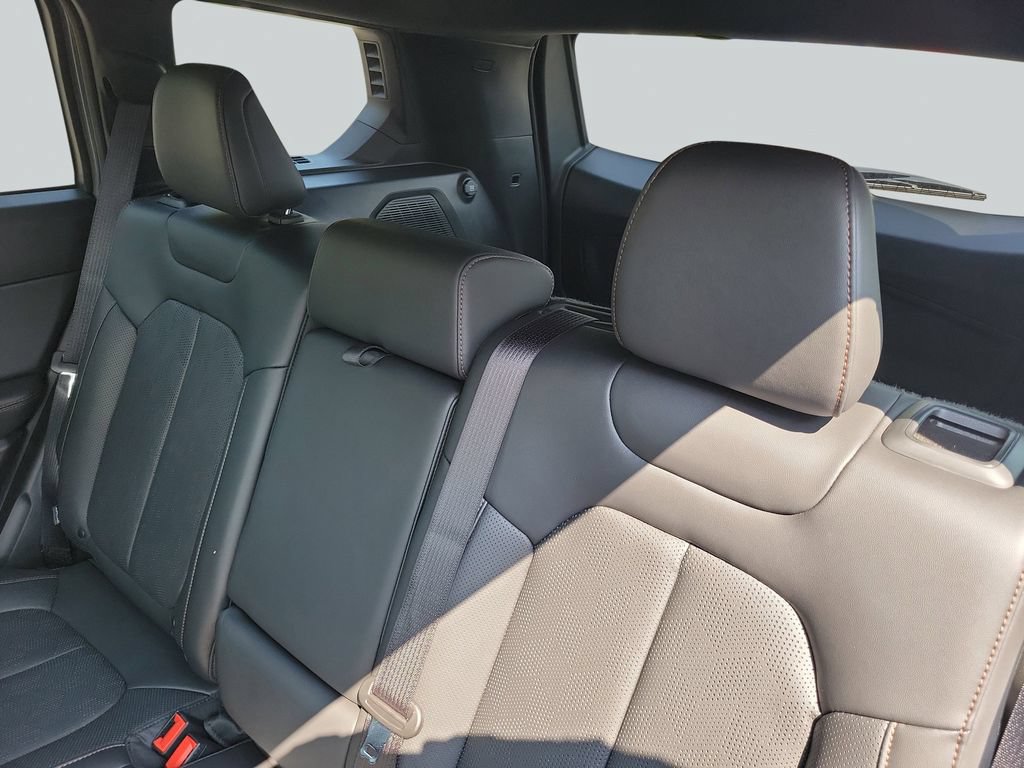 New 2026 Jeep Cherokee Overland AWD/4WD image 29