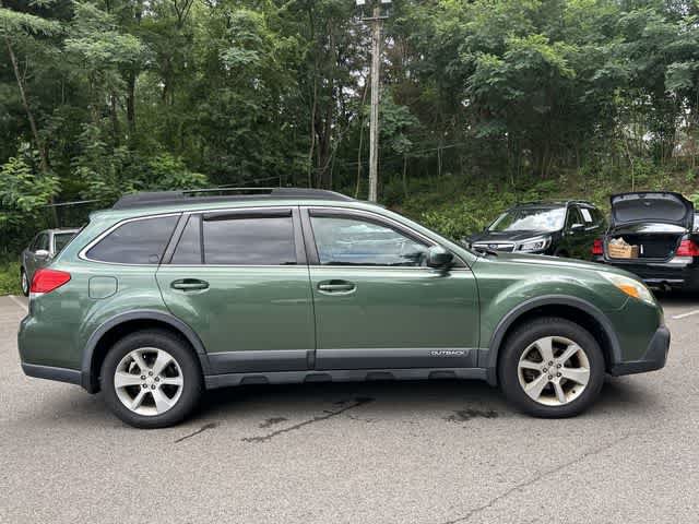 Used 2014 Subaru Outback 2.5i Premium w/ Moonroof Package AWD/4WD image 3
