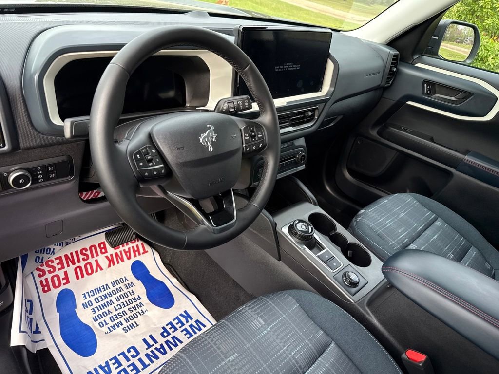 Used 2025 Ford Bronco Sport Heritage w/ Convenience Package image 14