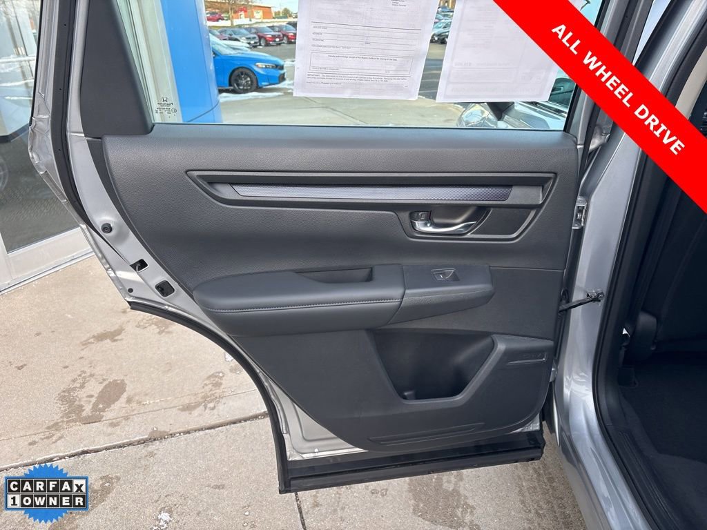 Used 2023 Honda CR-V LX image 10