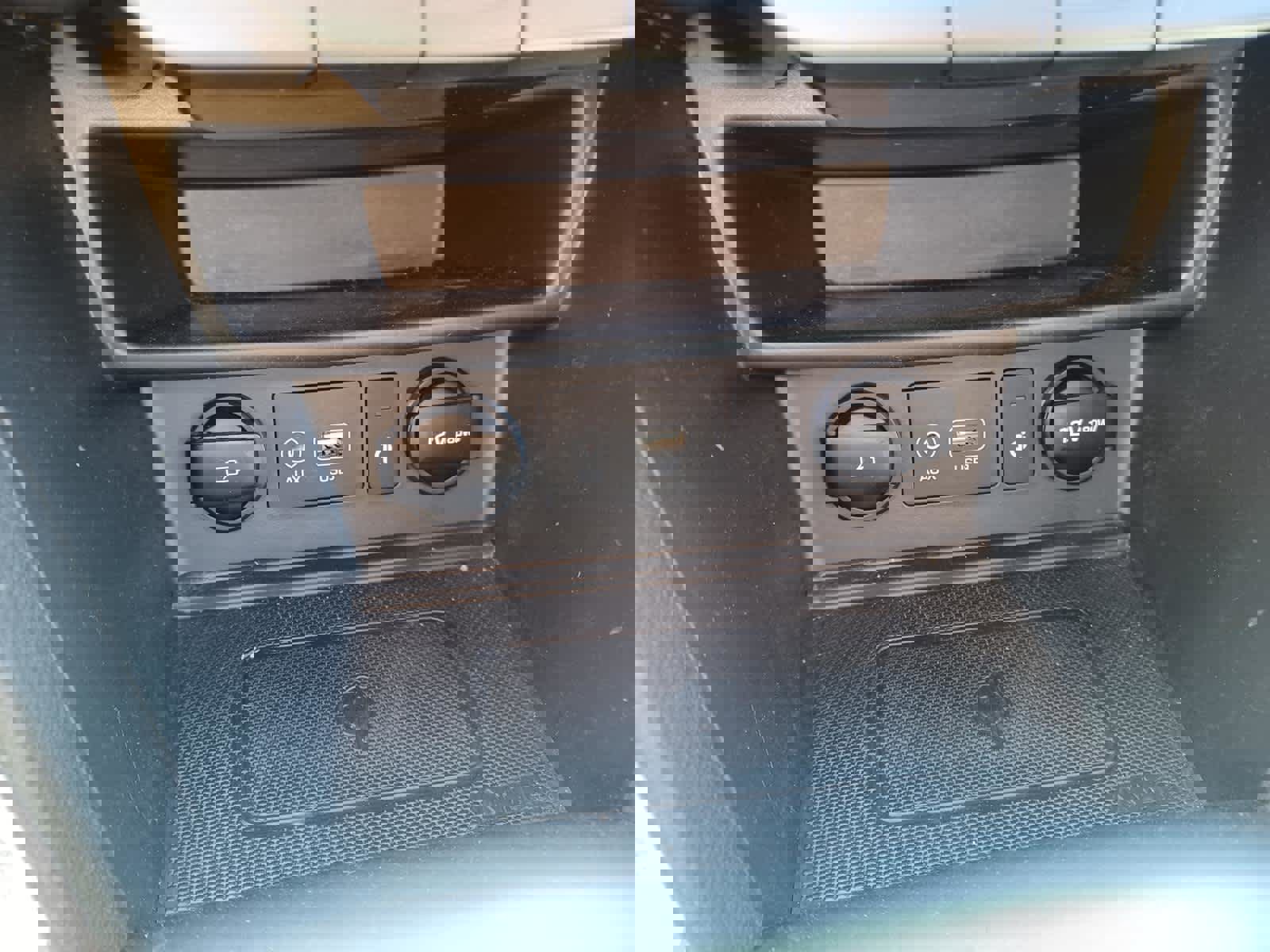 Used 2021 Hyundai Kona SEL Plus AWD/4WD image 14