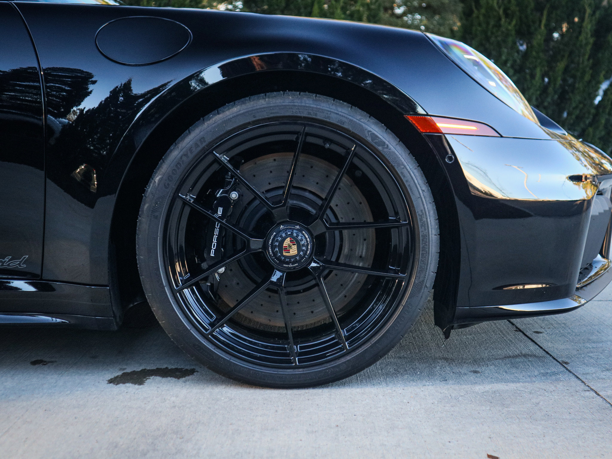 Used 2025 Porsche 911 Targa 4 GTS image 14