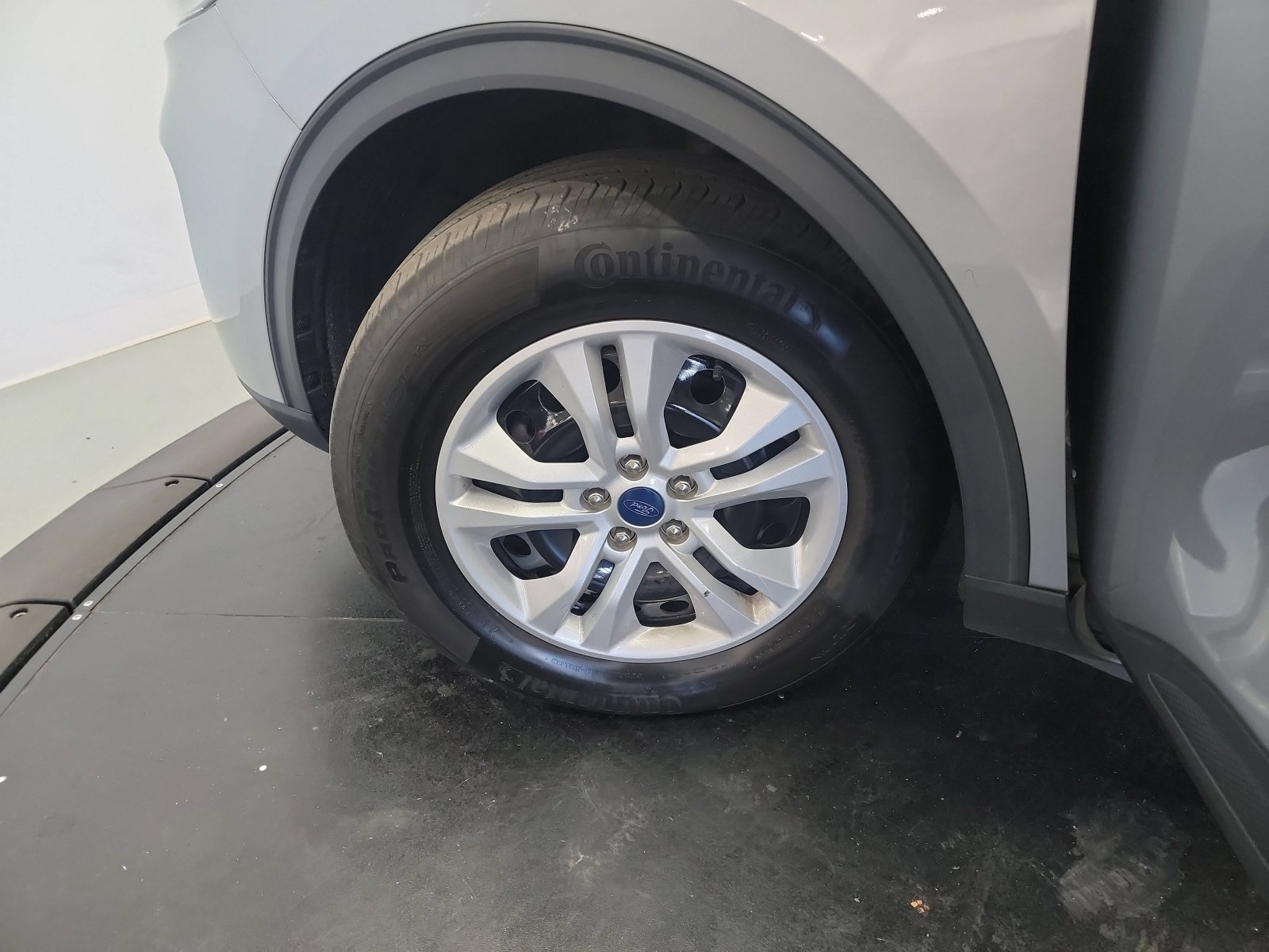 Used 2022 Ford Escape S AWD/4WD image 29
