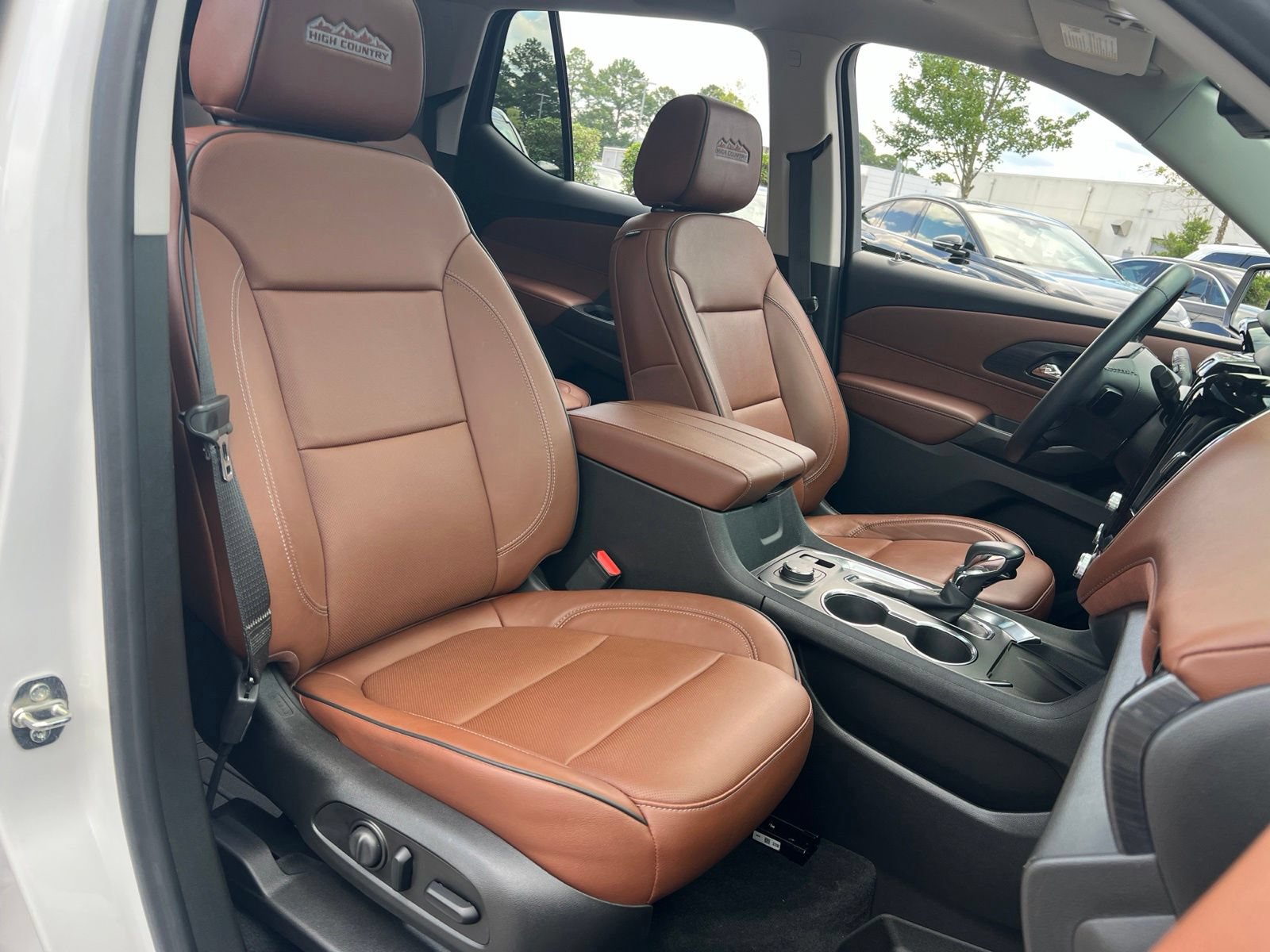 Used 2021 Chevrolet Traverse High Country FWD image 41