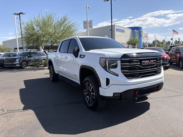 Used 2025 GMC Sierra 1500 AT4 w/ AT4 Premium Package AWD/4WD image 6