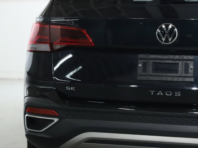 Used 2024 Volkswagen Taos SE image 44