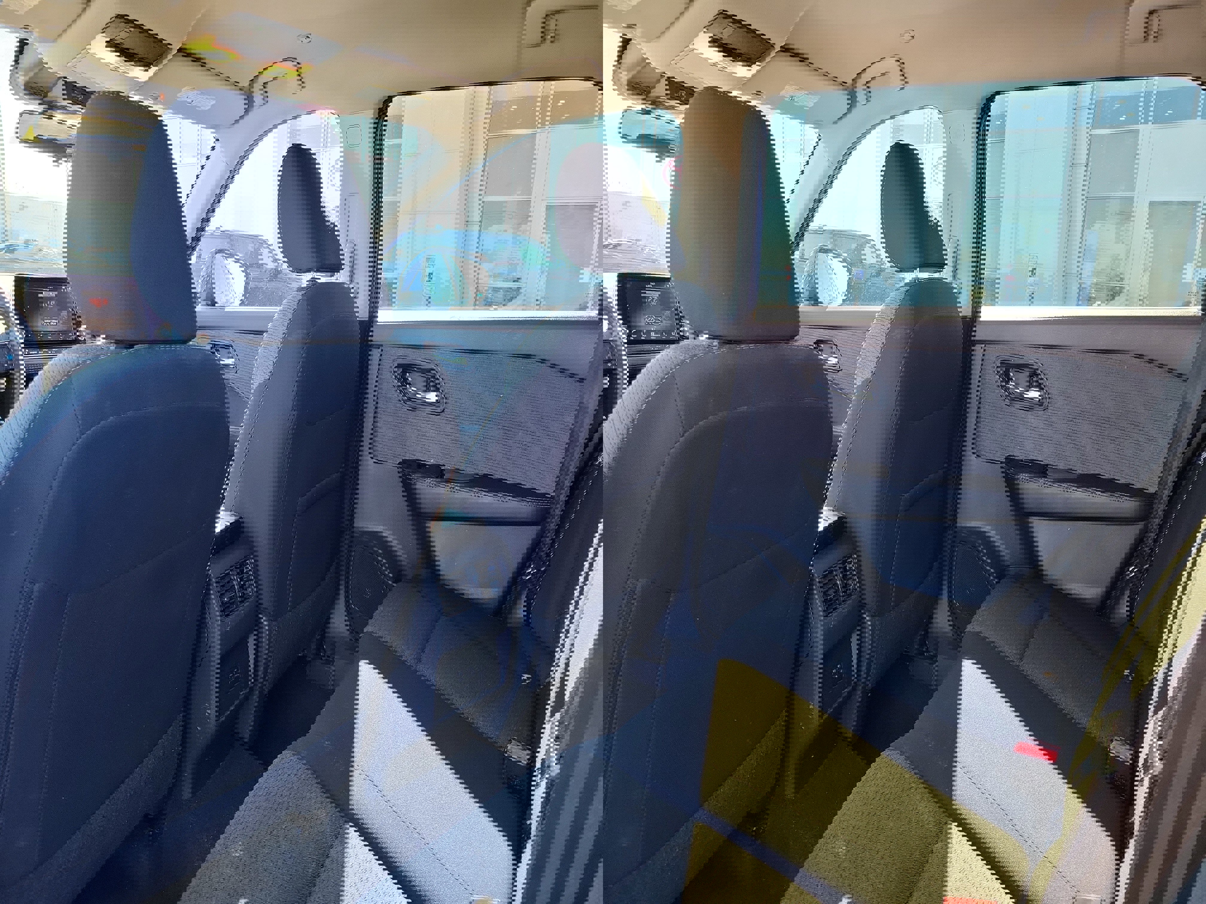 Used 2023 Nissan Rogue SV image 14