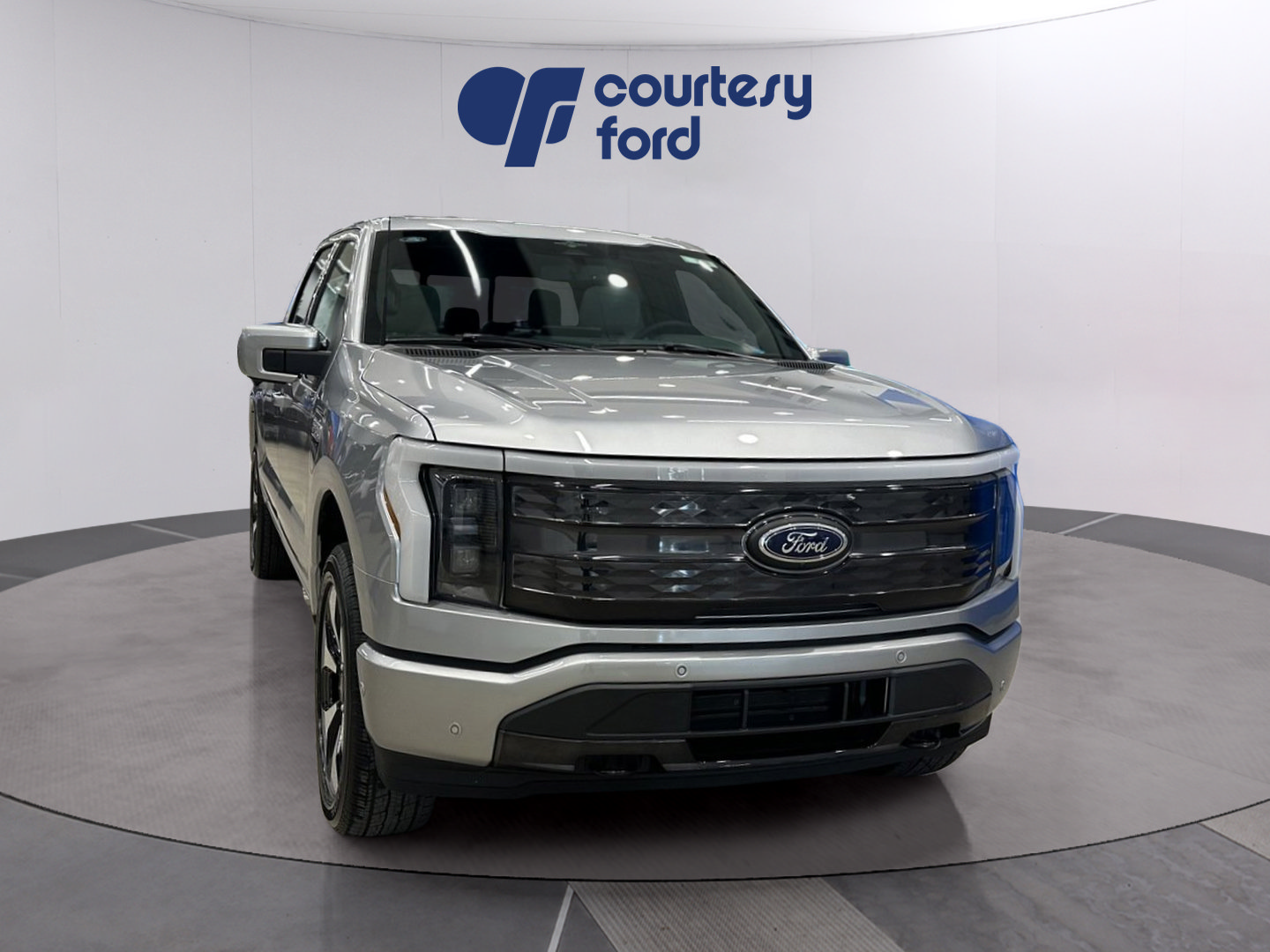 New 2023 Ford F150 Lightning Platinum AWD/4WD image 1