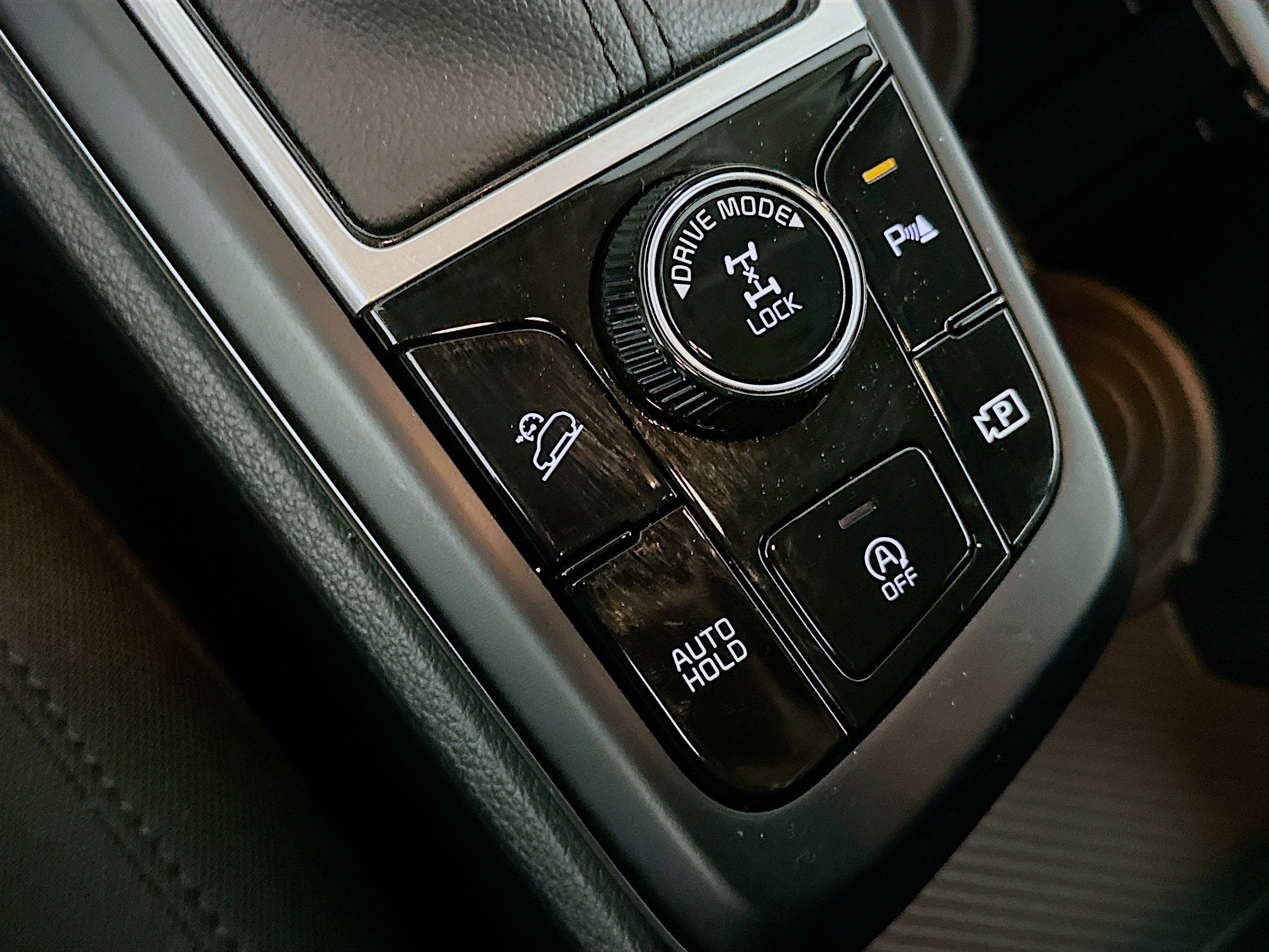 Used 2025 Kia Sportage LX image 24