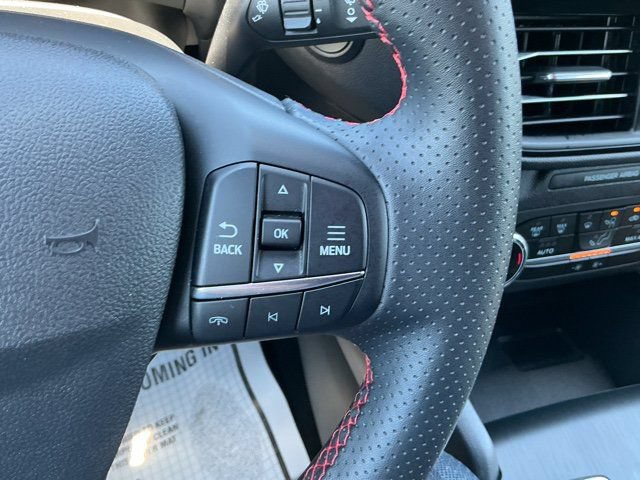 Used 2025 Ford Escape ST-Line AWD/4WD image 27