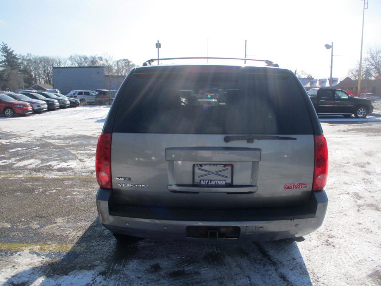 Used 2009 GMC Yukon SLT AWD/4WD image 5