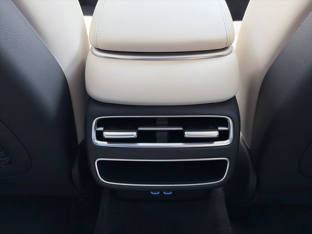 New 2026 Genesis GV70 2.5T Select image 21
