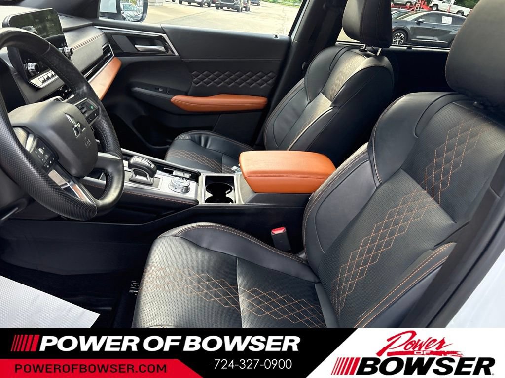 Used 2024 Mitsubishi Outlander SEL AWD/4WD image 9