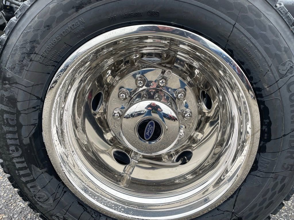 New 2026 Ford F550 4x4 Regular Cab Super Duty image 5