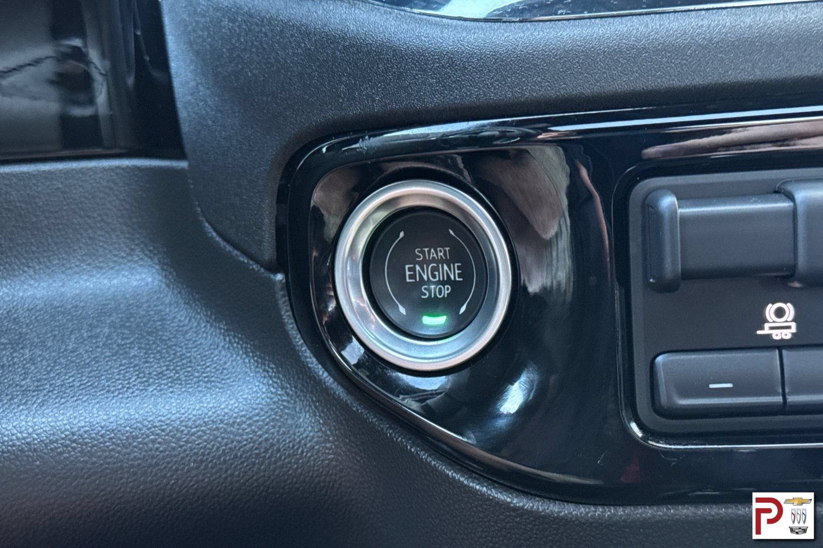 Certified 2025 Chevrolet Silverado 1500 ZR2 AWD/4WD image 26