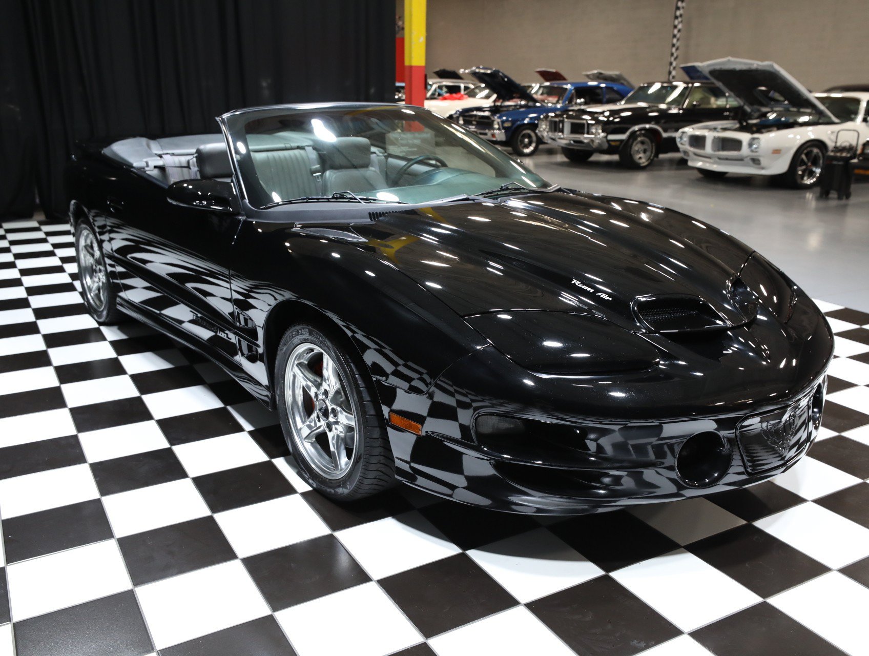 Used 1999 Pontiac Firebird Trans Am RWD image 20