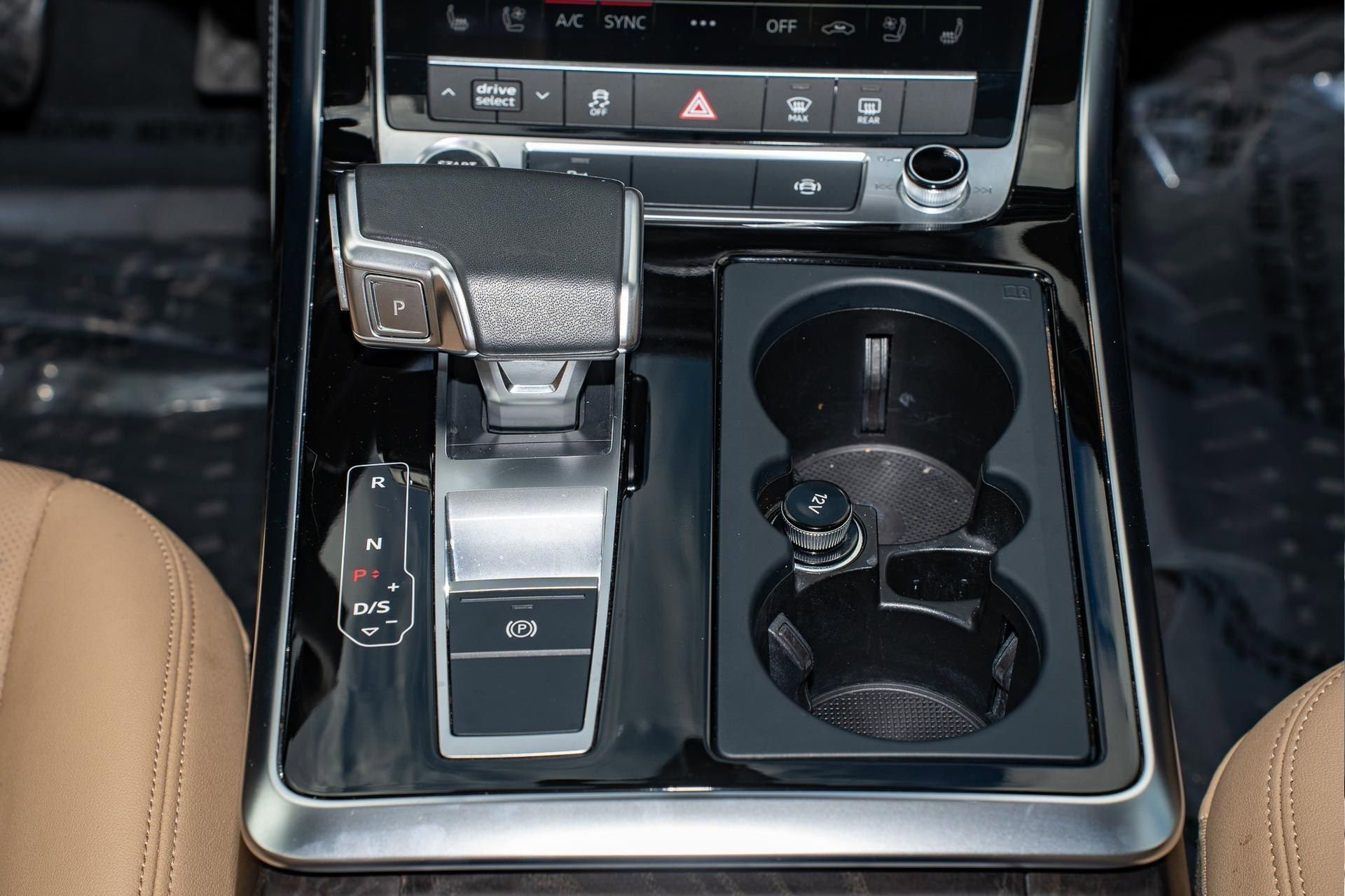 Used 2023 Audi Q8 Premium Plus w/ Premium Plus Package image 24