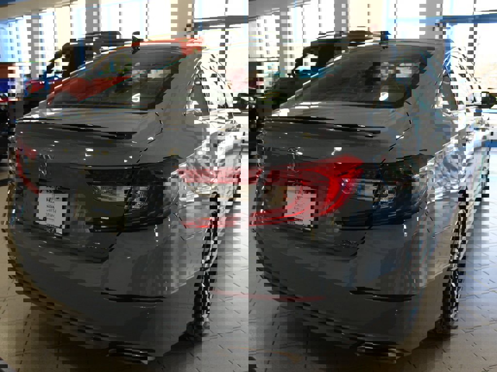 Certified 2022 Honda Accord Sport image 5