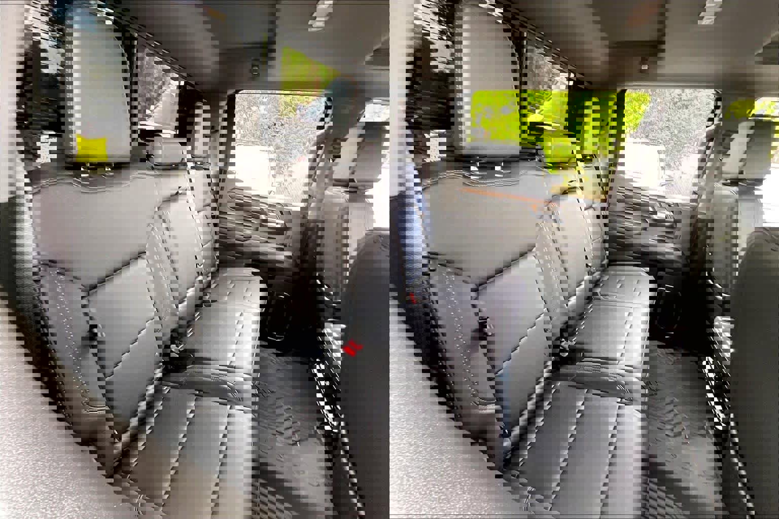 Used 2024 Chevrolet Silverado 1500 LT Trail Boss w/ LT Trail Boss Premium Package AWD/4WD image 20