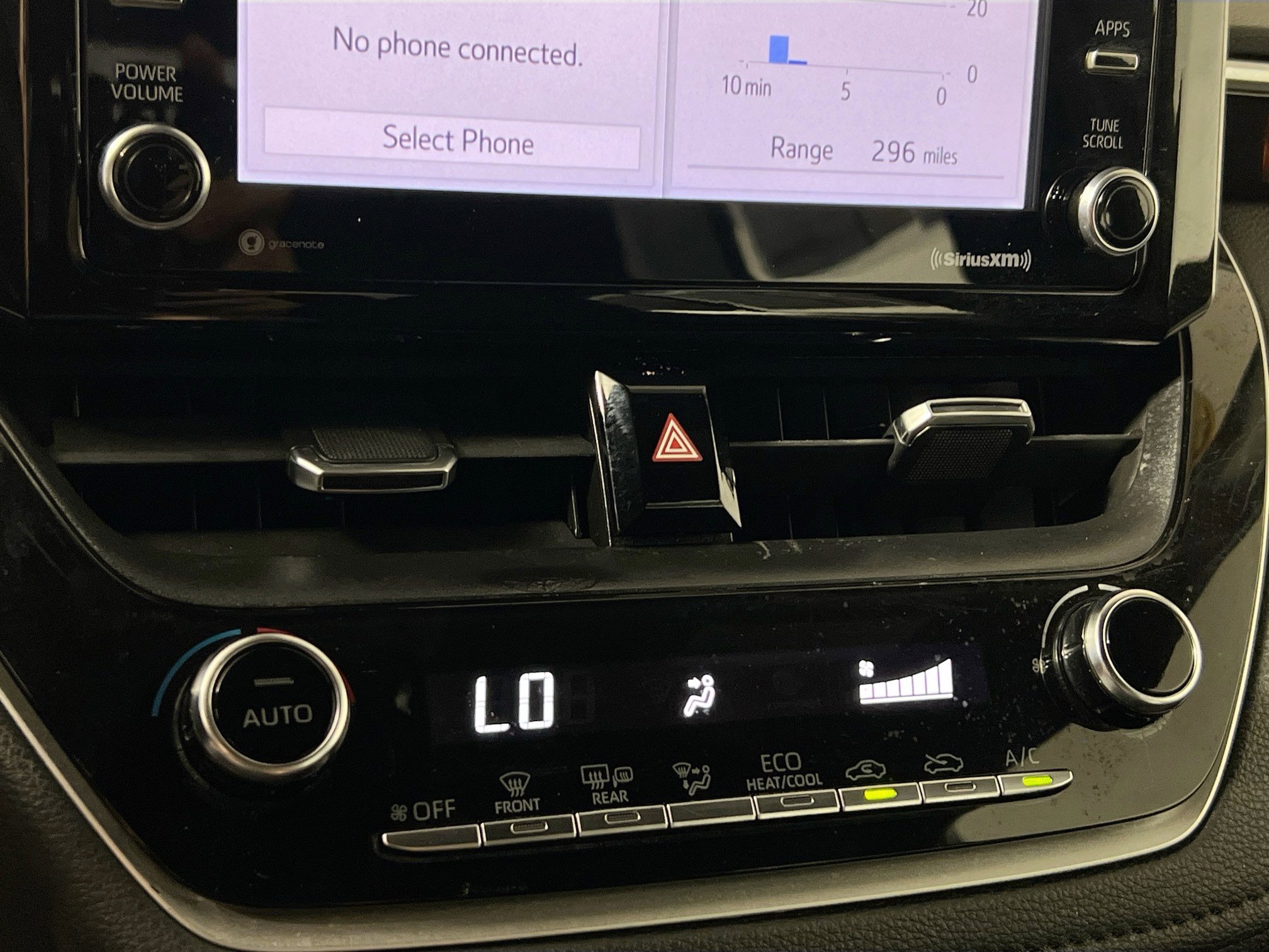 Used 2021 Toyota Corolla SE FWD image 26
