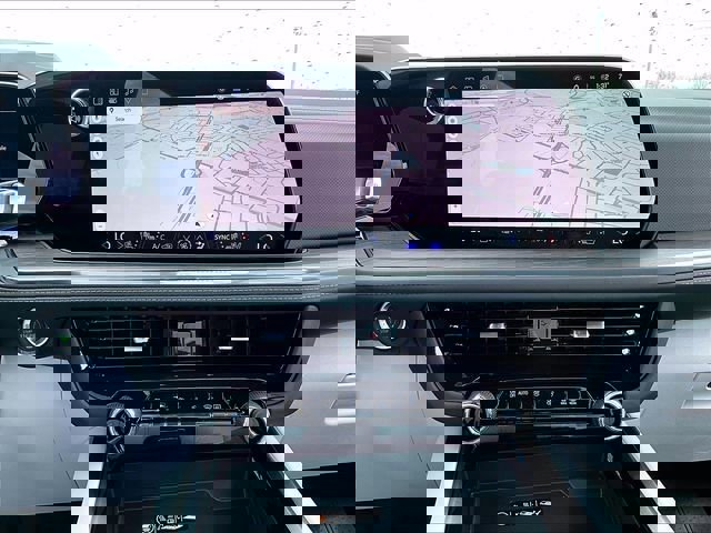 New 2026 Chevrolet Suburban Premier image 12