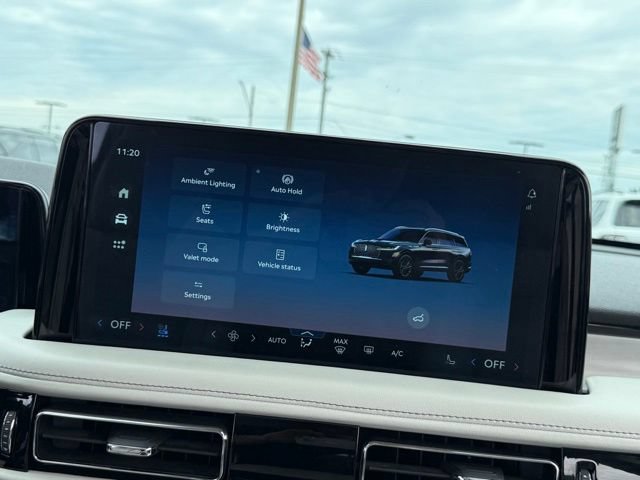 Used 2025 Lincoln Aviator Reserve w/ Jet Appearance Package AWD/4WD image 25