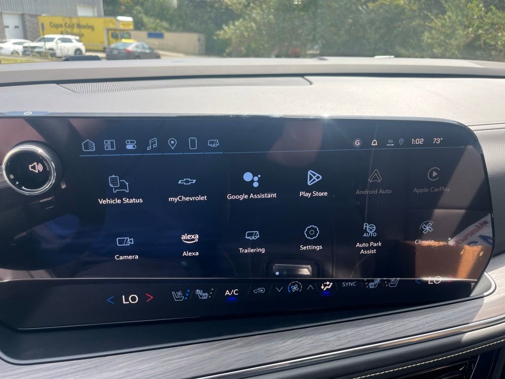 New 2025 Chevrolet Suburban Premier image 17