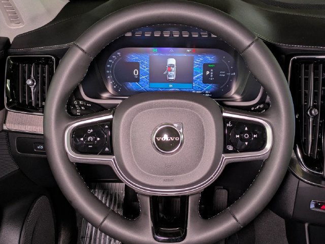 New 2026 Volvo XC90 T8 Ultra w/ Protection Package AWD/4WD image 17