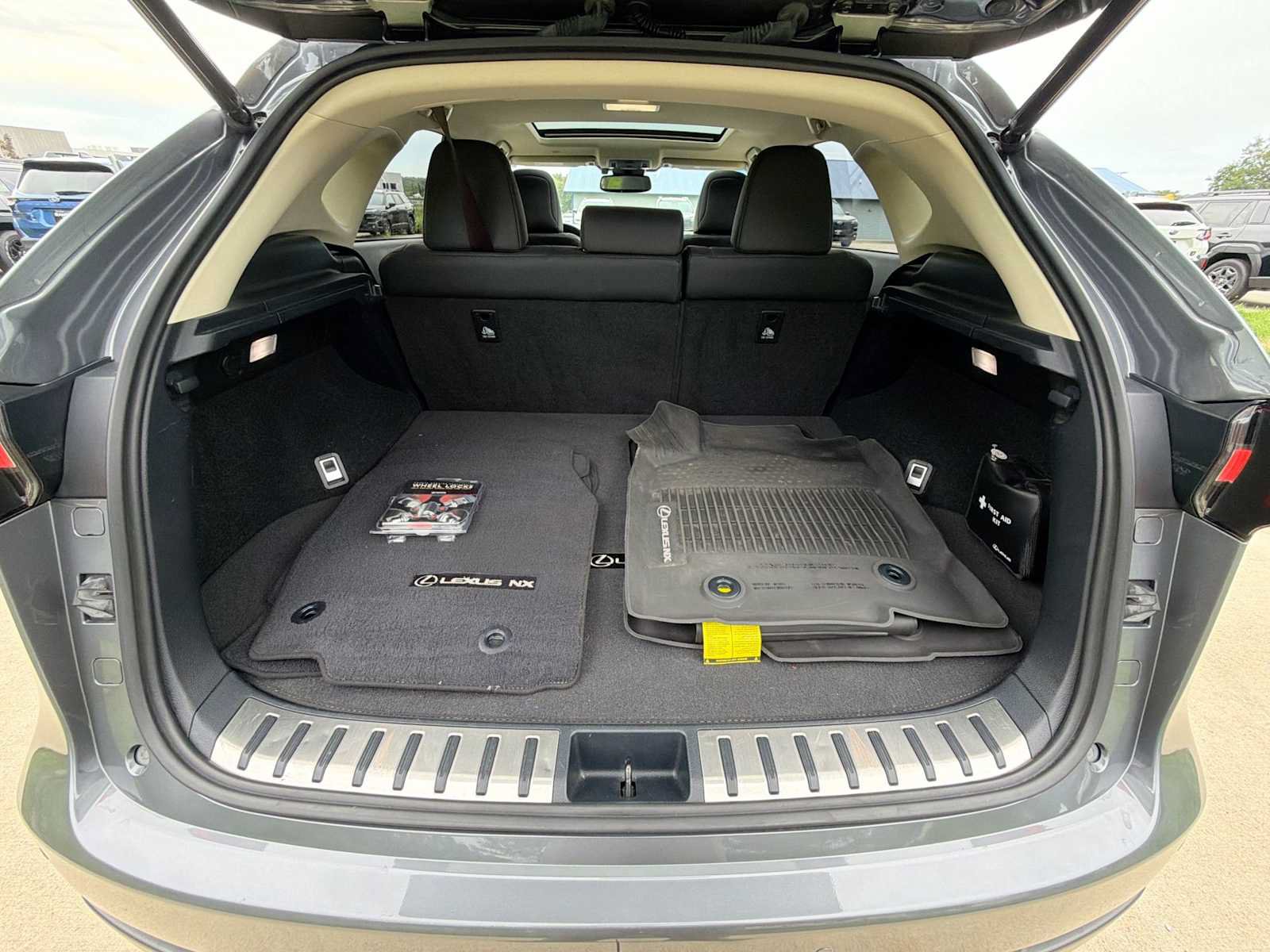 Used 2018 Lexus NX 300 AWD w/ Premium Package image 29