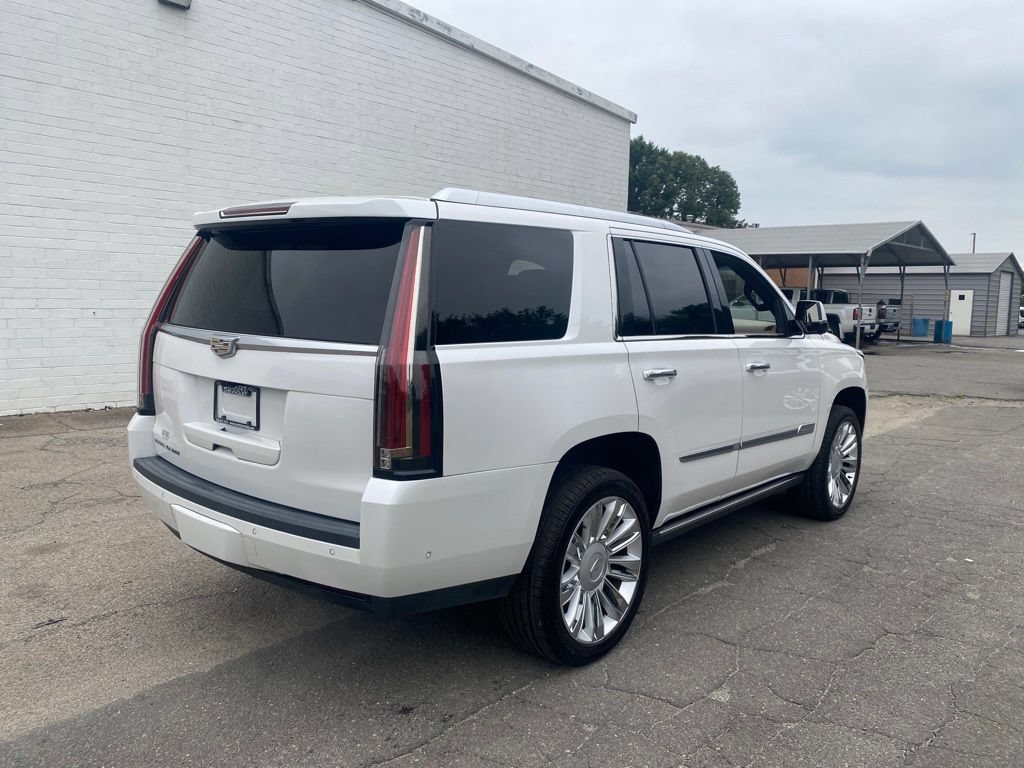 Used 2019 Cadillac Escalade Platinum AWD/4WD image 8