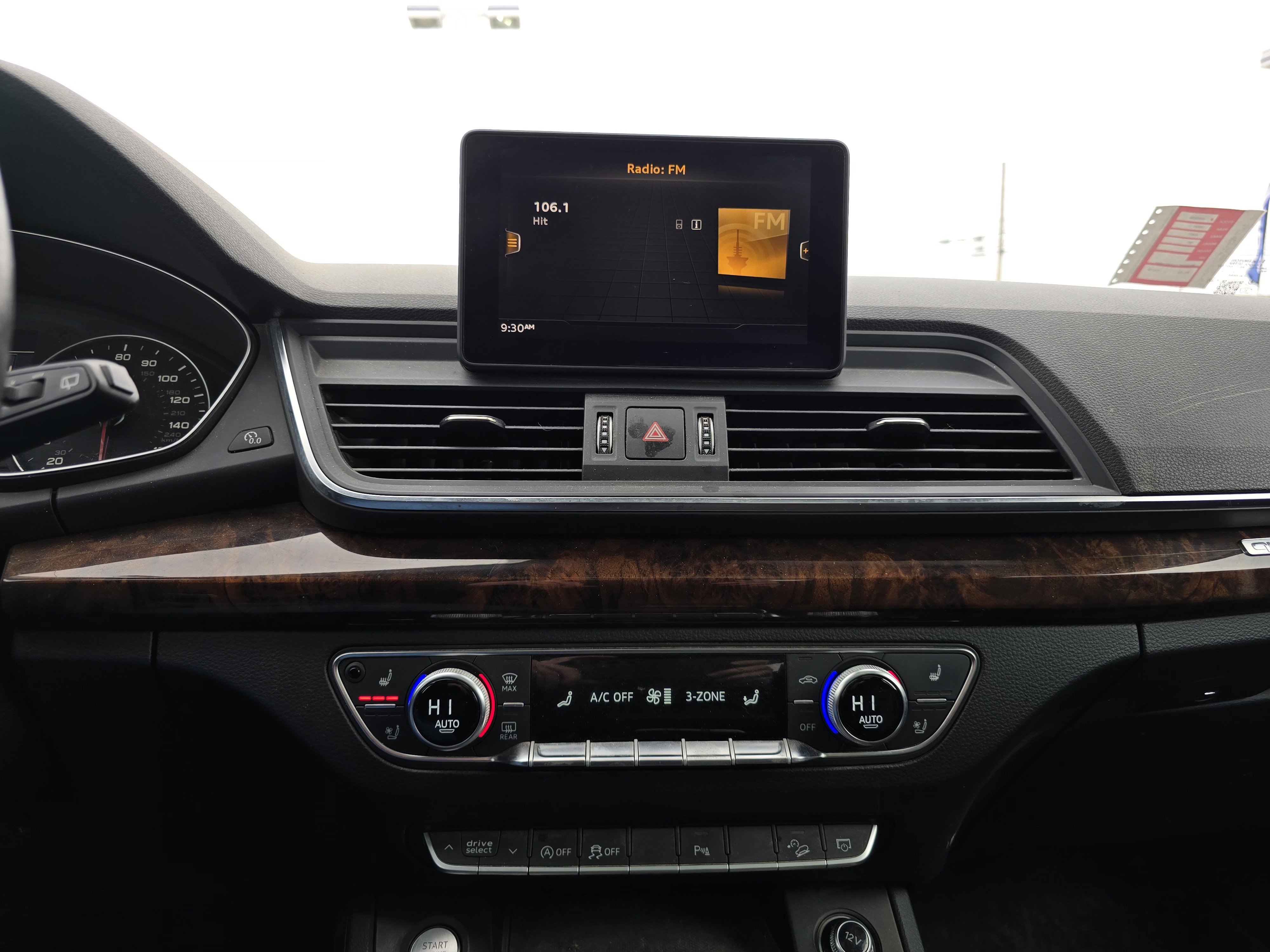 Used 2018 Audi Q5 Premium Plus w/ Premium Plus Package image 17