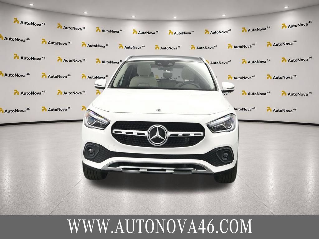 Used 2022 Mercedes-Benz GLA 250 4MATIC w/ Premium Package Lite image 12