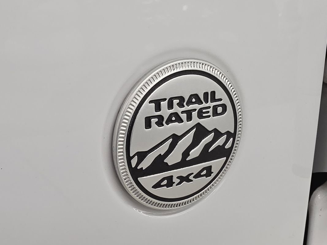 Used 2020 Jeep Gladiator Overland image 44