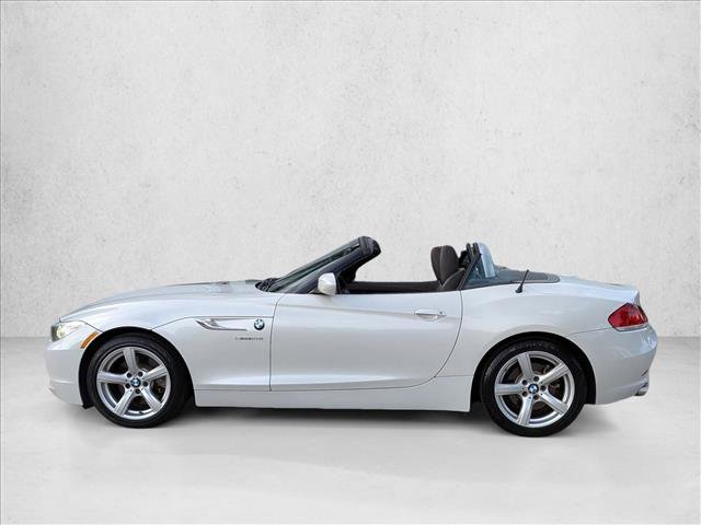 Used 2014 BMW Z4 sDrive28i image 9