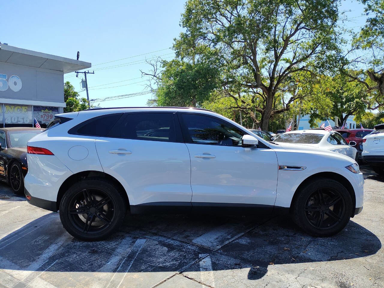 Used 2017 Jaguar F-PACE Premium AWD/4WD image 16