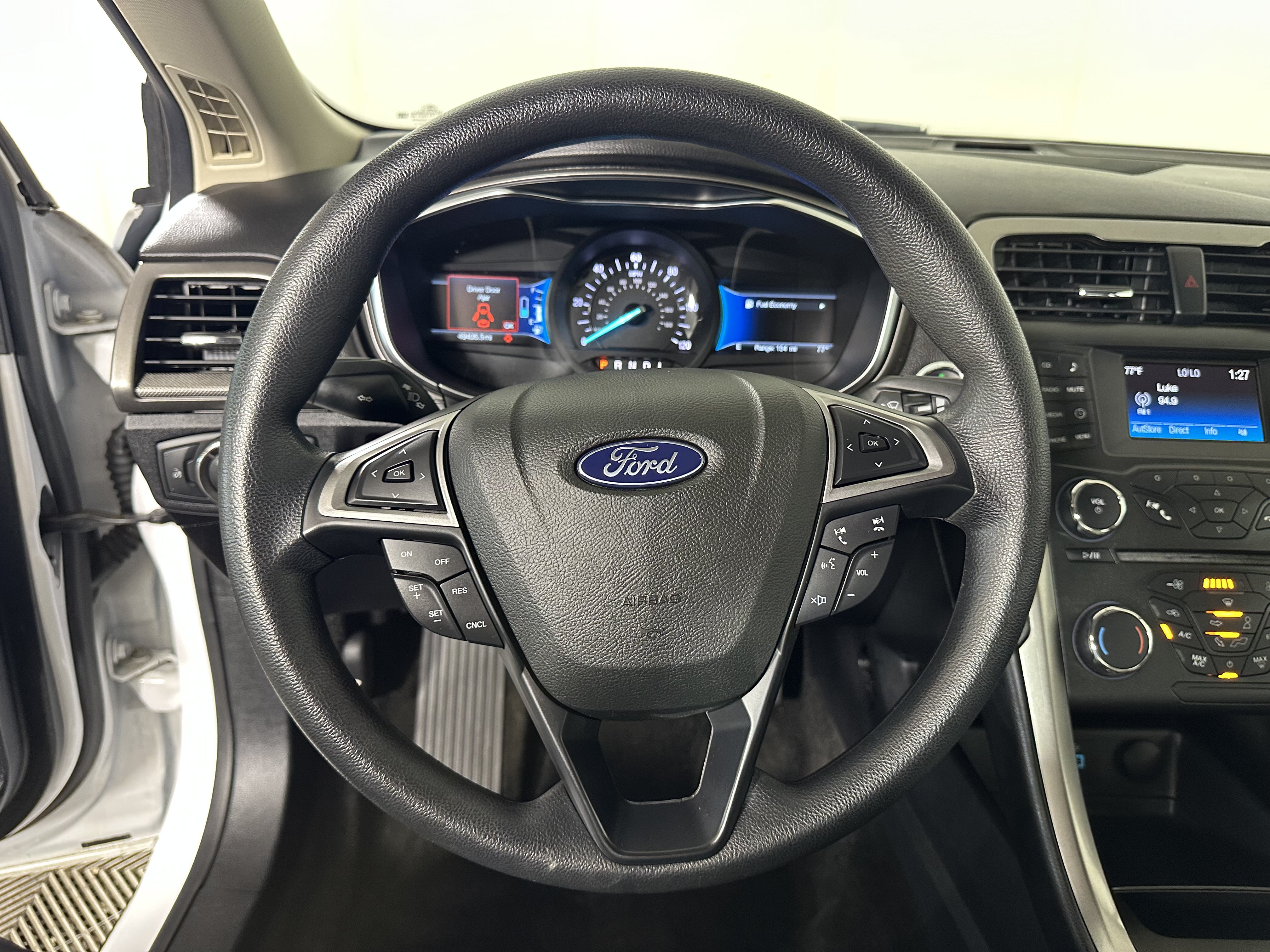 Used 2018 Ford Fusion S FWD image 11